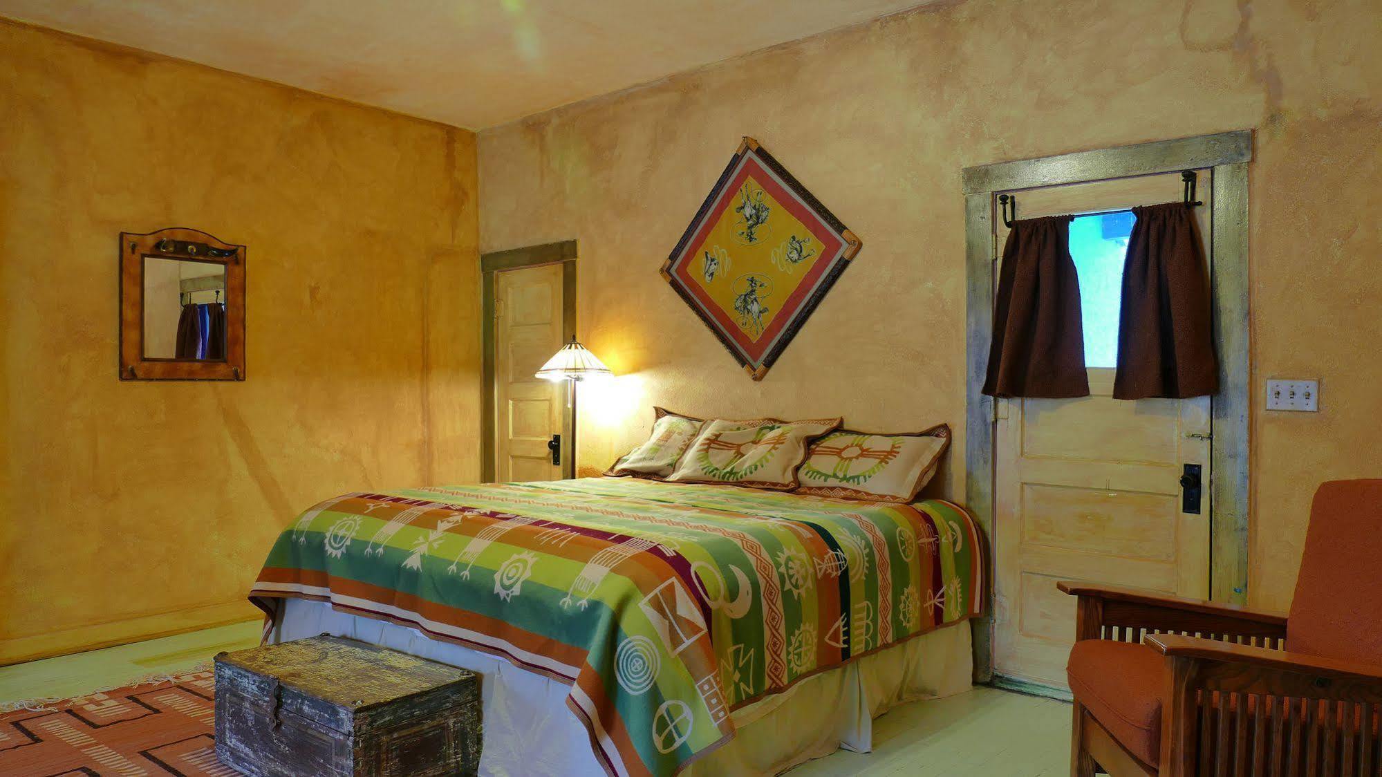 Hotel Rancho de la Osa Guest Ranch à Sasabe Extérieur photo